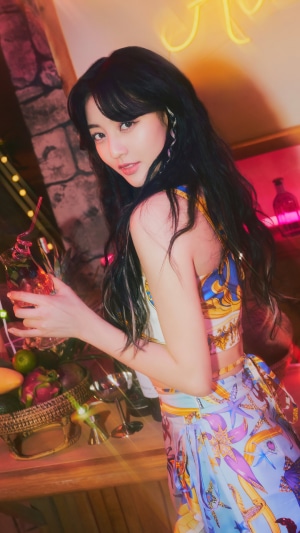 Jihyo from TWICE in Colorful Summer Outfit