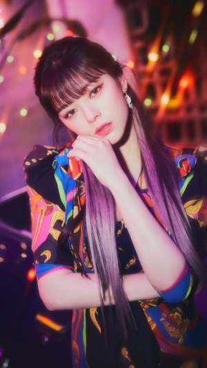 Jeongyeon from TWICE in Colorful Outfit