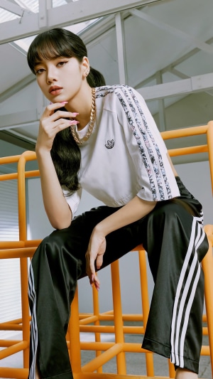 Lalisa Manoban in Adidas Casual Outfit