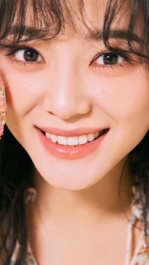 Kim Sejeong smiling close-up portrait
