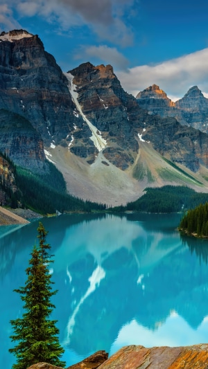 Moraine Lake in Banff National Park