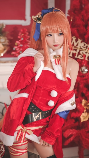 Christmas Cosplay Girl