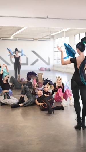 KDA Group Portrait with KaiSa Ahri Evelynn Akali