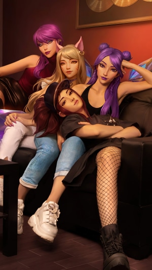 KDA members Akali, KaiSa, Ahri, and Evelynn from League of Legends