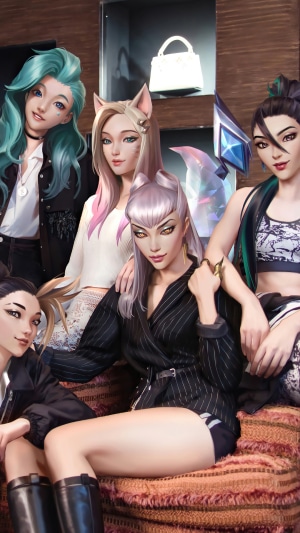 KDA members from League of Legends posing together