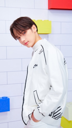 Huening Kai from TXT