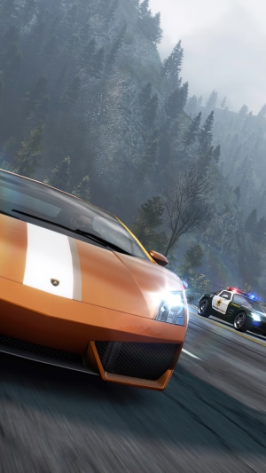 Need for Speed Hot Pursuit: Orange Sports Car and Police Car Chase