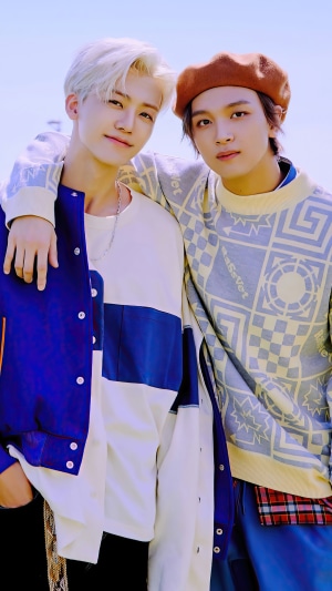 NCT Dream Jaemin and Haechan posing together