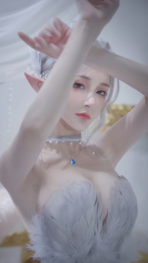 GhostBlade Fantasy Cosplay Girl in Elegant Outfit