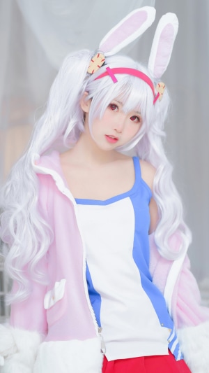 Laffey from Azur Lane Cosplay