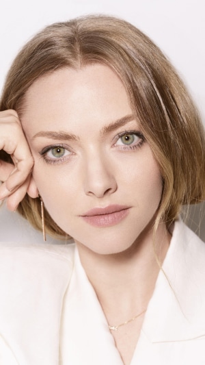 Amanda Seyfried in a white blazer