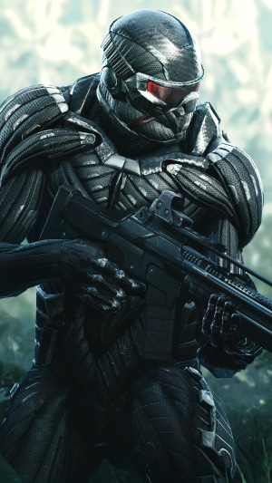 Soldier in Nanosuit from Crysis holding a rifle