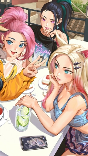 KDA members Seraphine, Akali, and Ahri at a cafe