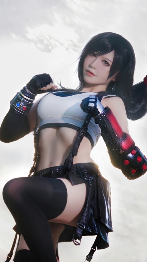 Tifa Lockhart from Final Fantasy 7 Remake Cosplay