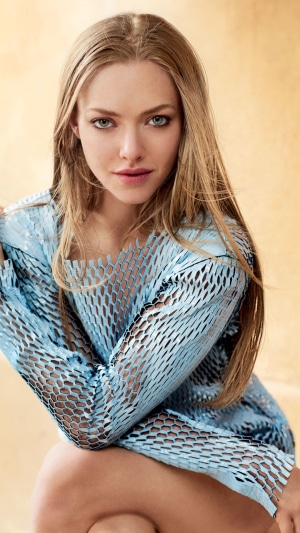 Amanda Seyfried blonde actress in blue dress