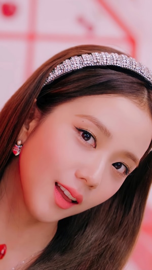 Jisoo from BLACKPINK with Cherry and Ice Cream
