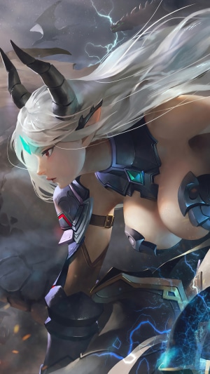 Luna Warrior from Epic Seven in Battle