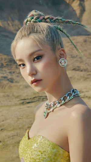 Hwang Yeji From ITZY in Stylish Outfit