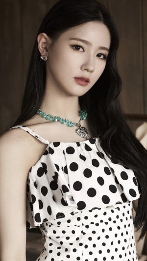 Miyeon from (G)I-DLE