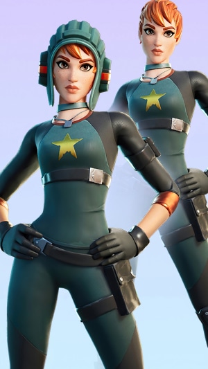 Fortnite characters with green and yellow outfits