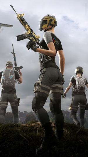 PlayerUnknown's Battlegrounds characters with assault rifles