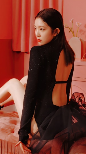 Irene from Red Velvet posing in a black dress