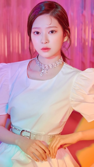 Kim Min-ju from IZONE