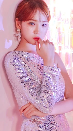 Kim Chaewon from IZONE