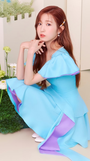 Honda Hitomi from IZONE in a blue dress