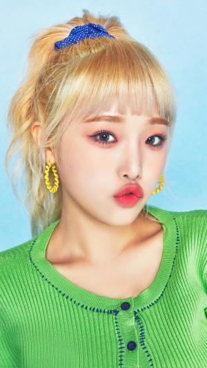 Choi Yena from IZONE in green outfit