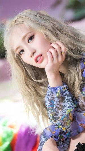 Momo Hirai from TWICE Kpop