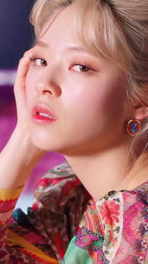 Jeongyeon from TWICE Kpop