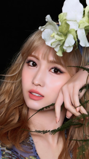 Momo Hirai from TWICE Kpop