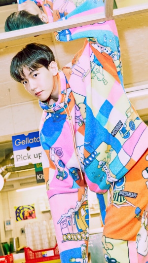 Baekhyun in colorful cartoon print outfit