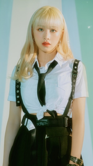 Kim Chae-won from April Kpop