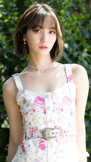 Binnie from Oh My Girl