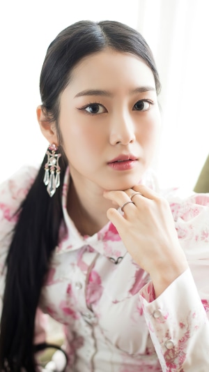 Jiho from Oh My Girl