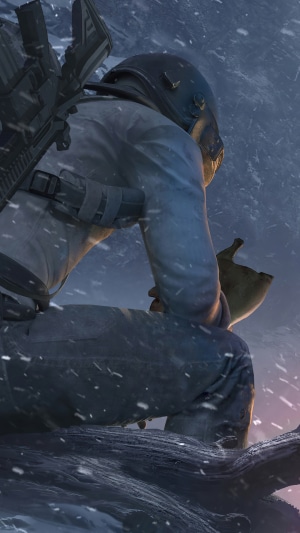 Player in PUBG Mobile during a snowstorm