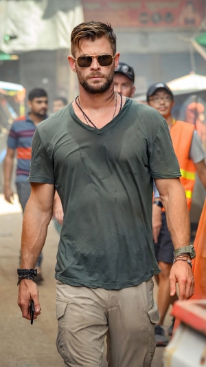 Chris Hemsworth in Extraction