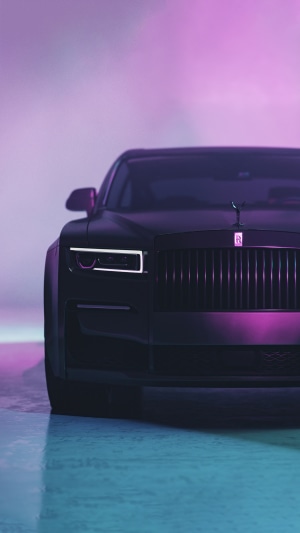 Rolls-Royce Wraith with purple and blue lighting