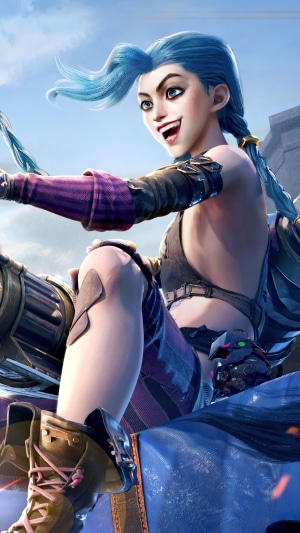 Jinx from Arcane with a large weapon