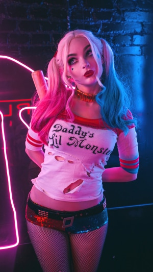 Harley Quinn from Suicide Squad cosplay