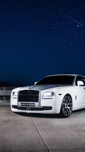 White Rolls Royce Ghost 4K