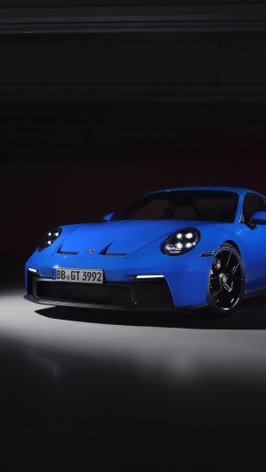 Blue Porsche 911 GT3 4K