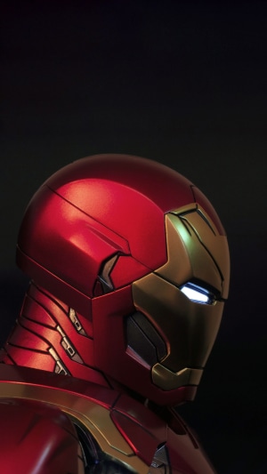 Iron Man helmet artwork