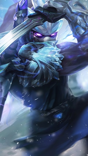 Ice-themed warrior from League of Legends 4K