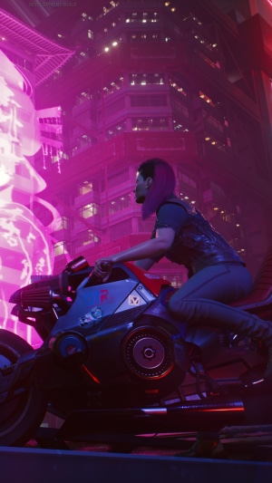 Woman riding a motorcycle in Cyberpunk 2077