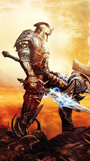 Kingdoms of Amalur: Reckoning warrior with glowing sword