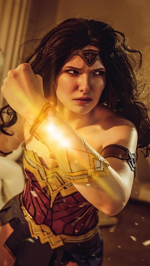 Wonder Woman cosplay with glowing bracelets 4K