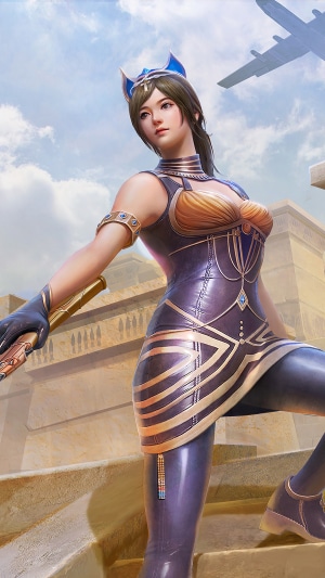 Woman in Egyptian-inspired outfit from PUBG